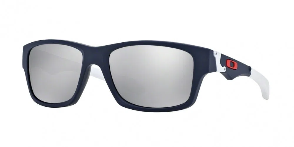 Oakley Jupiter Squared 9135 Sunglasses - view 9
